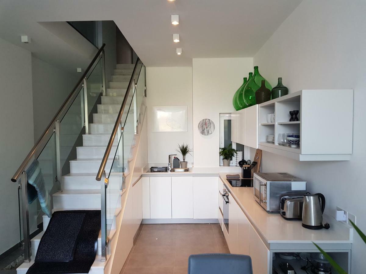 Duplex Maisonette With Heated P-Pool And Jacuzzi Saint Julian's Екстер'єр фото