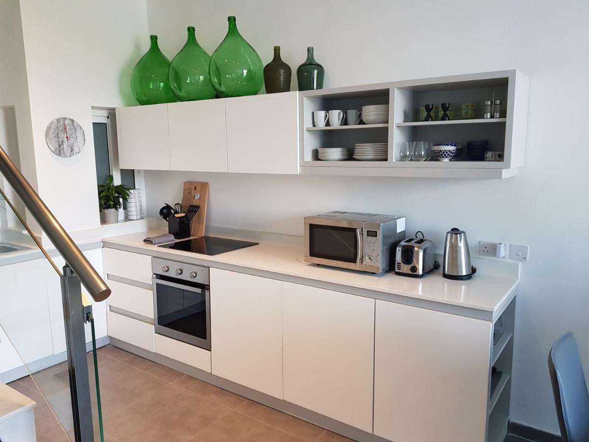 Duplex Maisonette With Heated P-Pool And Jacuzzi Saint Julian's Екстер'єр фото