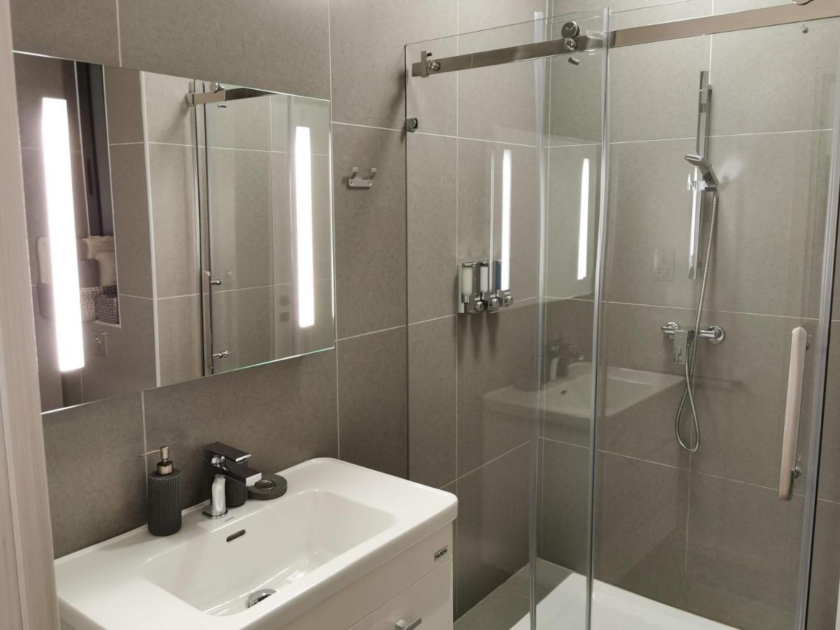 Duplex Maisonette With Heated P-Pool And Jacuzzi Saint Julian's Екстер'єр фото