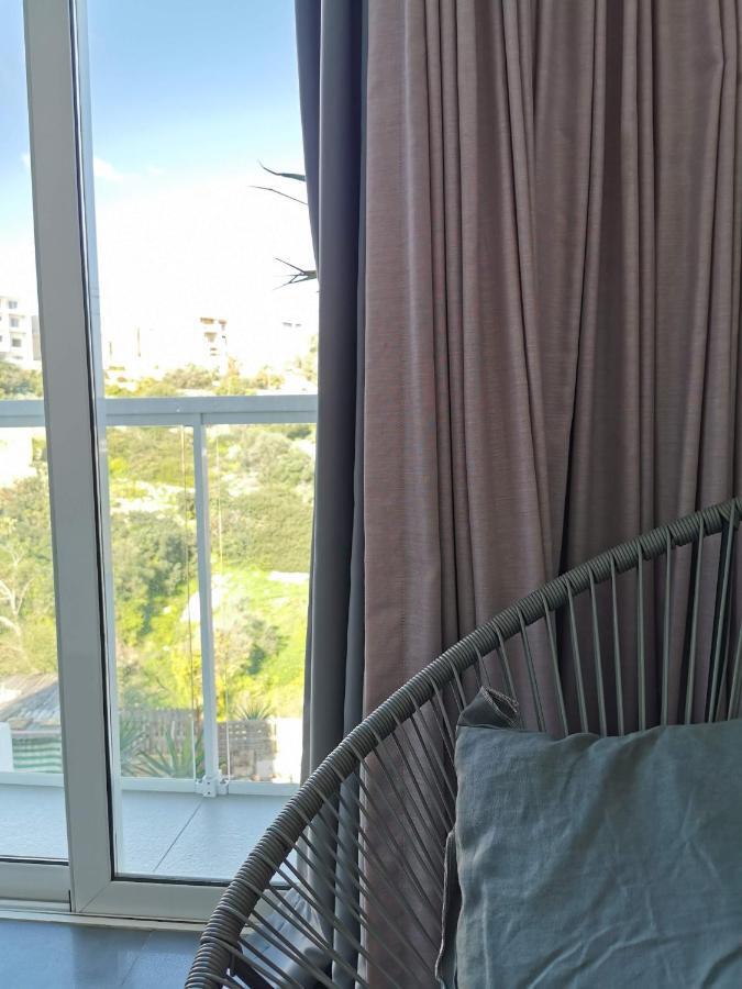 Duplex Maisonette With Heated P-Pool And Jacuzzi Saint Julian's Екстер'єр фото